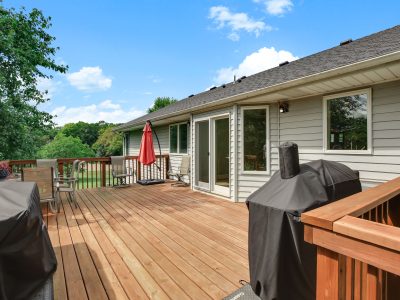 Custom Deck Remodeling
